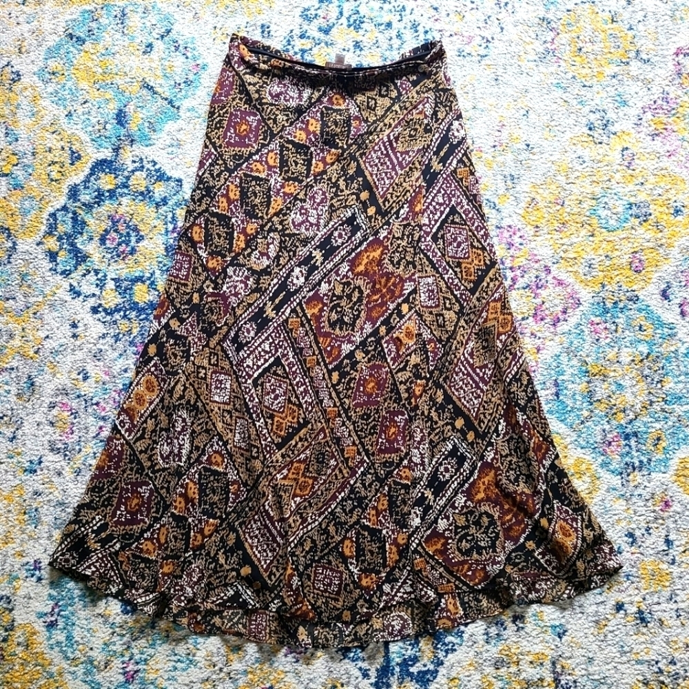 Club Charter wrap up skirt